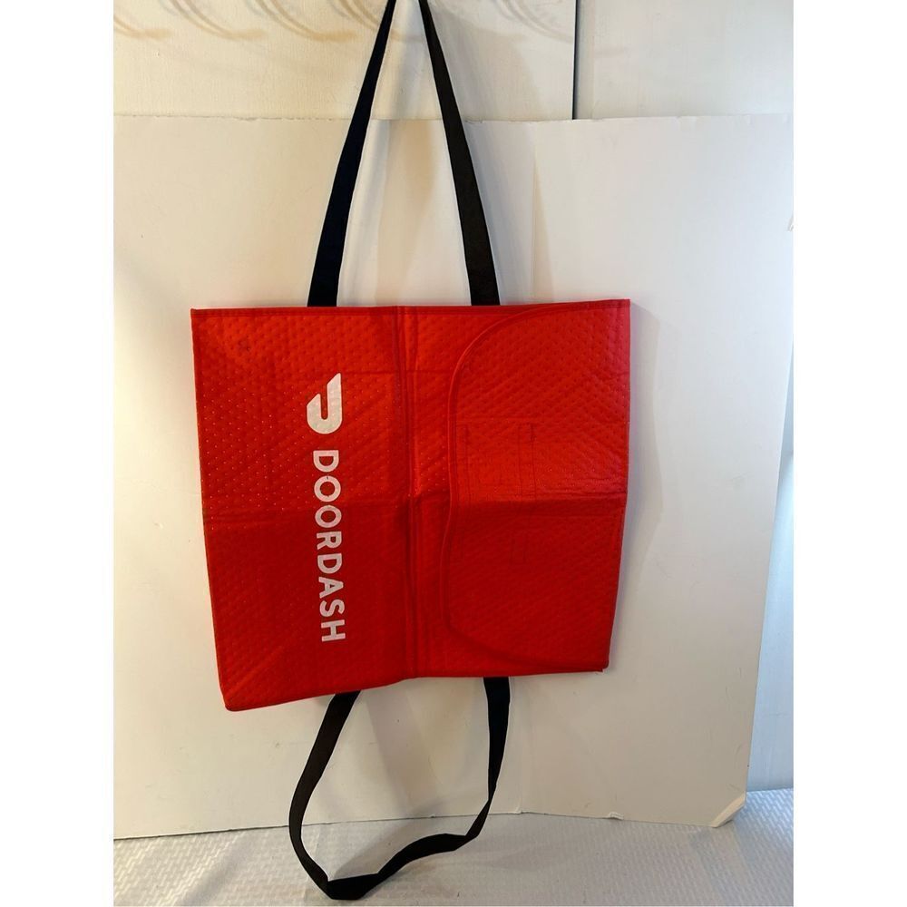 2 Door Dash insulated bag red white‎ 19"x19" travel